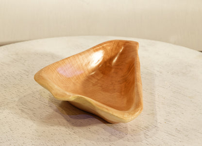 maple catchall, Wood, 7.74 long x 5.5 x 2'' tall, 0.4 lb., Wabi Sabi, one-of-a-kind, beautiful grain, asymmetric, 469-N1