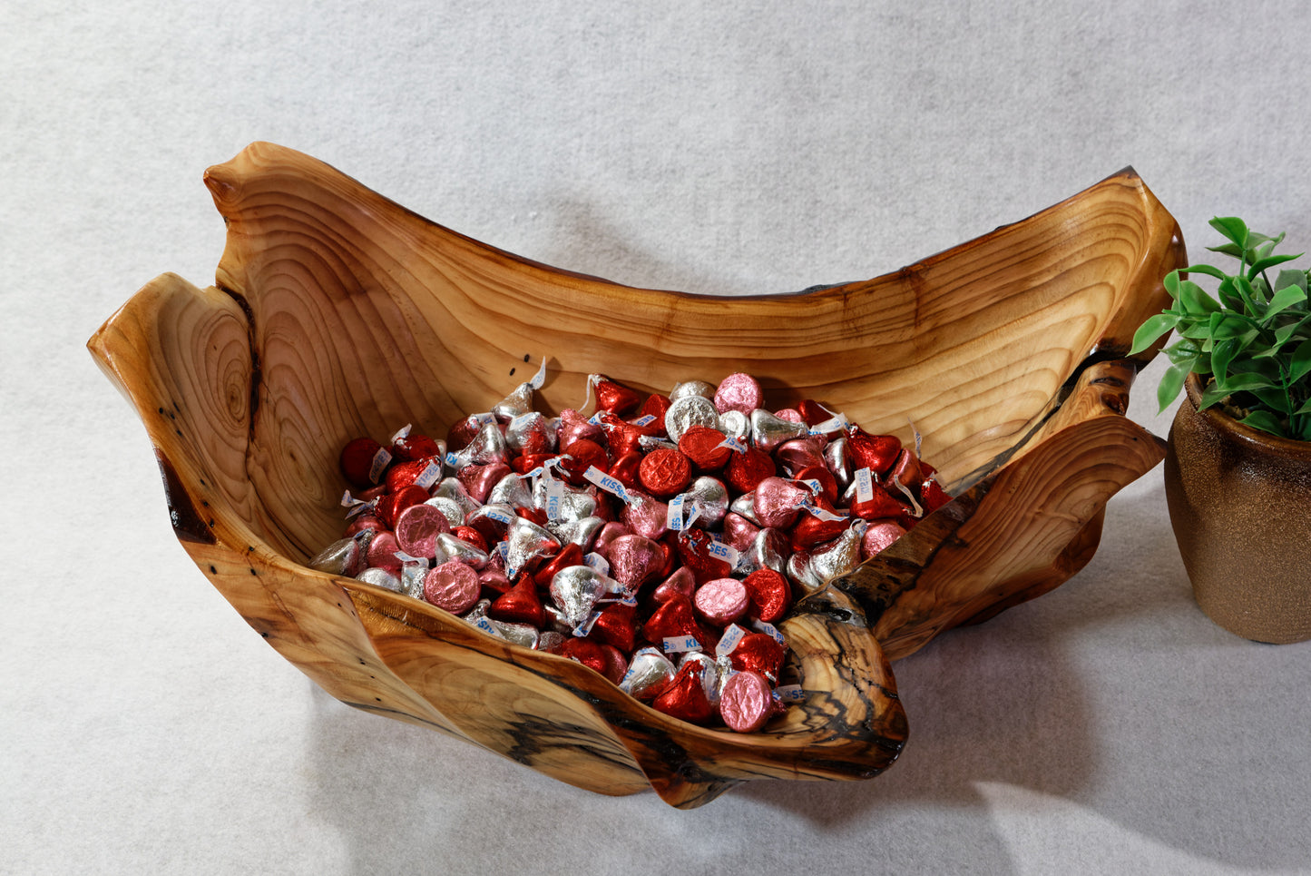 rich wood grain spruce bowl, Wood, rustic yet refined, matte finish, 10.75 x 10 x 4.5'', 1.08 lbs, Wabi Sabi, wabi-sabi, one-of-a-kind, asymmetric, upcycled, 643-A